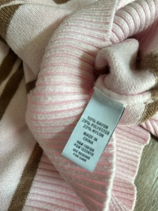 RSQ Pink & Brown Off The Shoulder Stripe Sweater Small - Picture 8 of 8